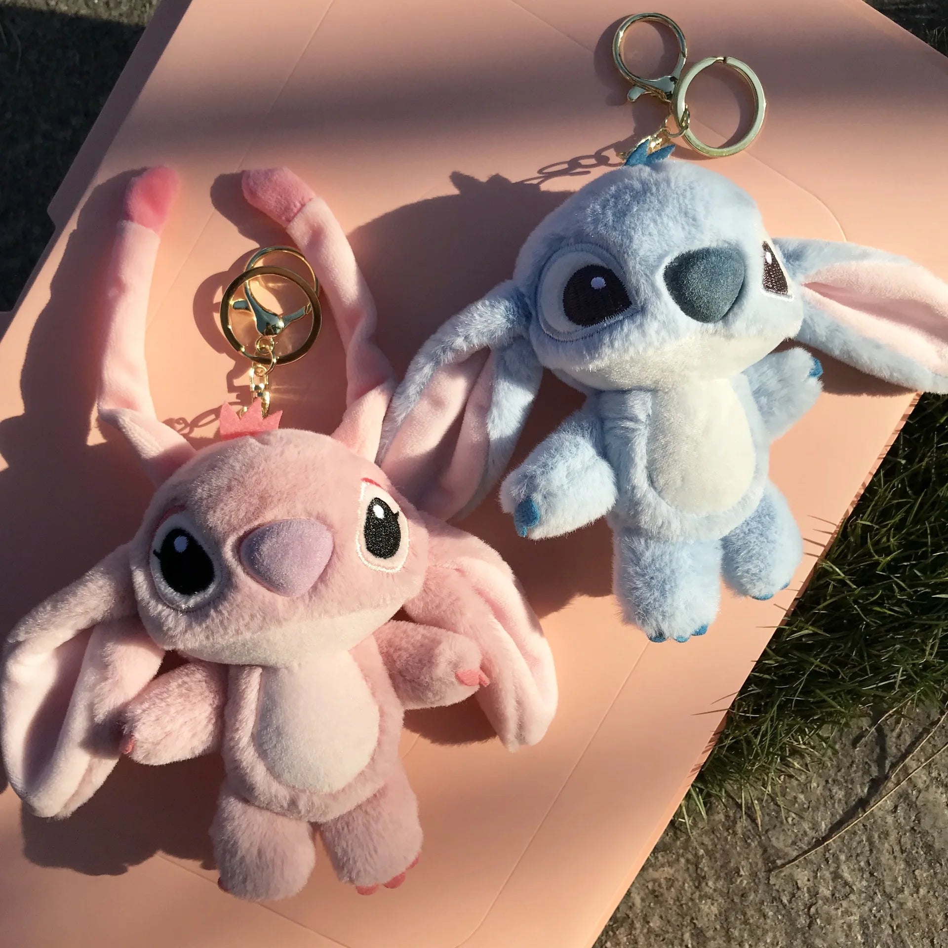💖 Cartoon Stitch Plüsch Schlüsselanhänger – Süßes Kuscheltier Anhänger Geschenk für Kinder & Mädchen 🎁🧸