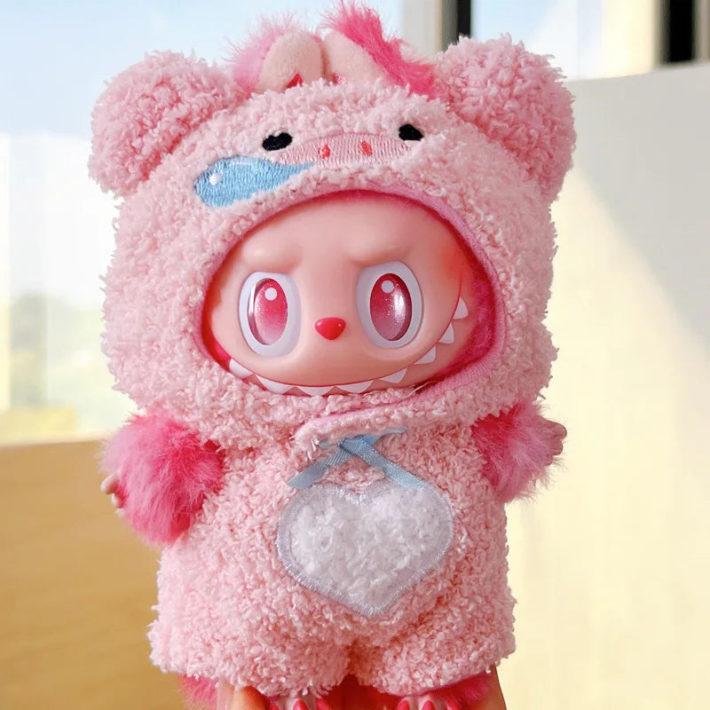 🎉 Labubu 17cm Vinyl-Figur – Party-Puppe mit Stoffkörper & Wechselkostüm 🐻✨